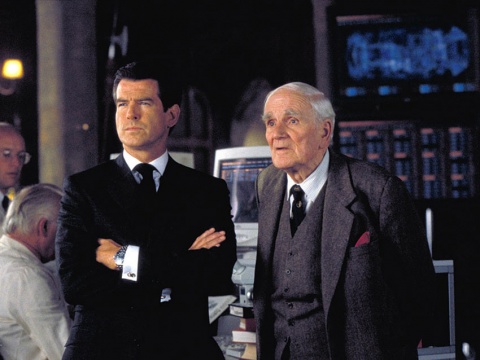 Desmond Llewelyn